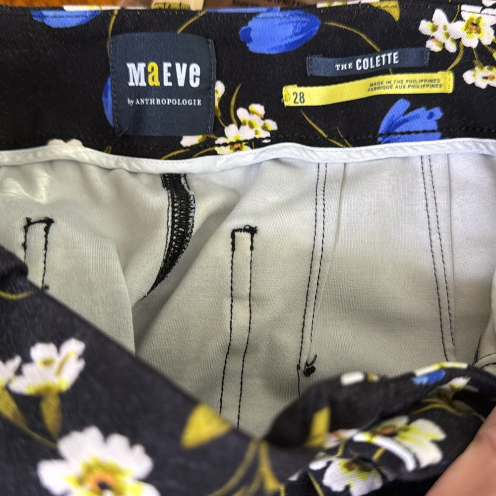 Maeve Black Floral Wide-Leg Cropped Trousers - Picture 6 of 7